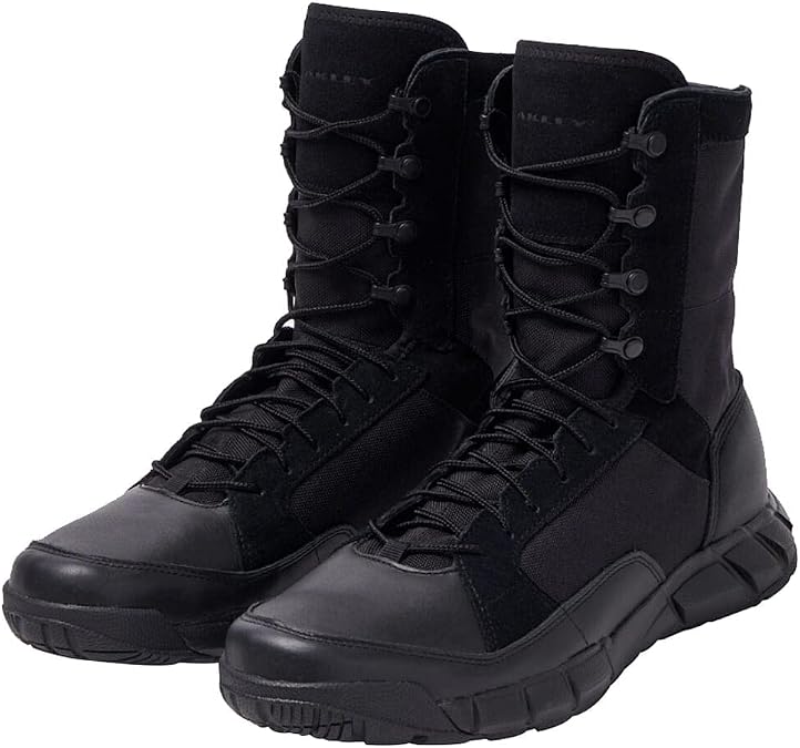 Oakley Men's Light Patrol Tactical Boots