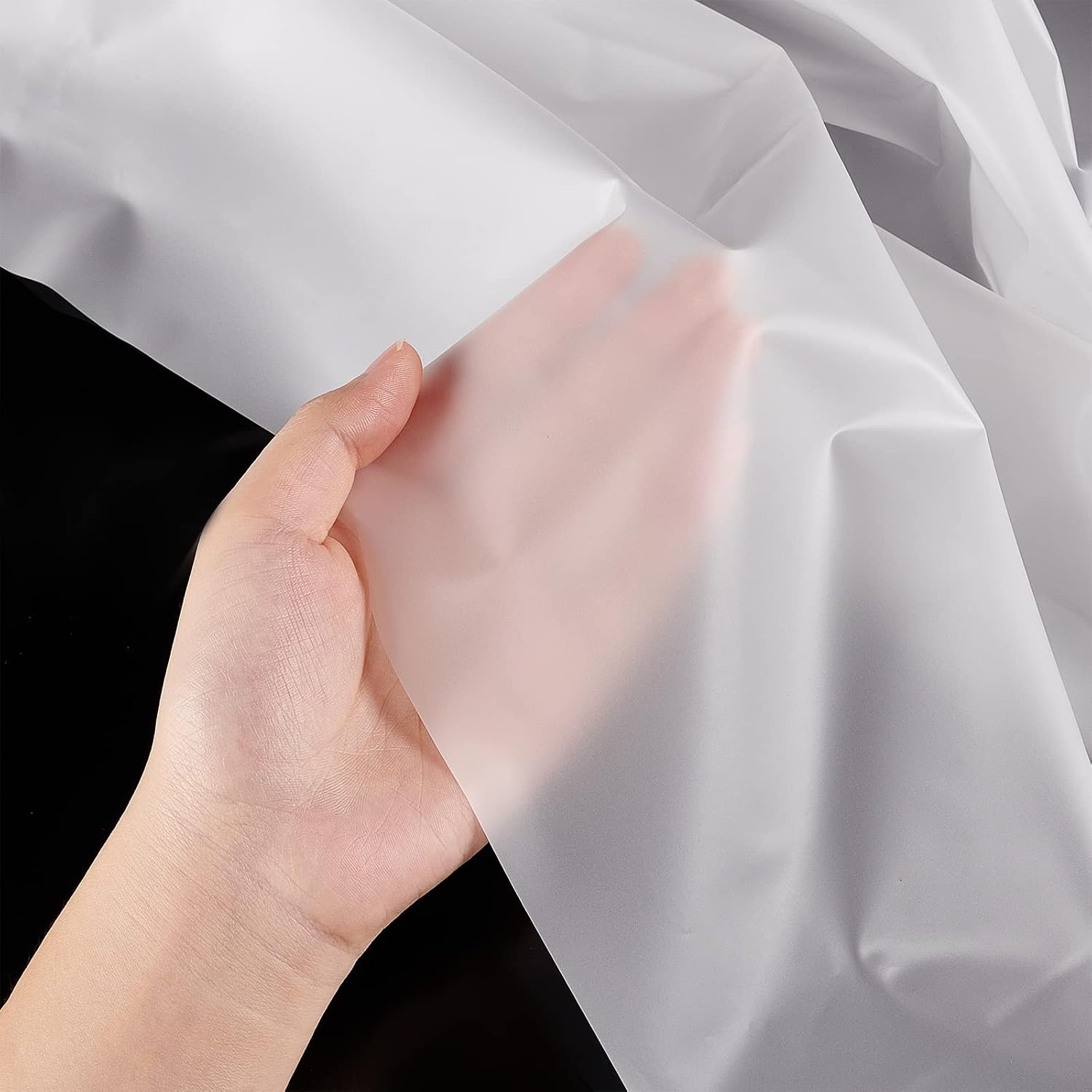 NBEADS 99cm Wide Translucent Fabric, 0.1mm Thick Clear TPU Fabric PVC Waterproof Clothing Frosted Waterproof Material for Raincoat DIY Perspective Clothing Sewing Craft Decoration