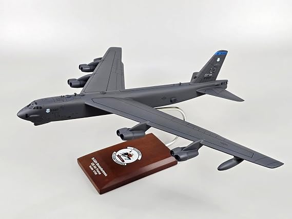 Boeing B52 B-52 Stratofortress 20th Bomb Squadron USAF Model Scale 1/100