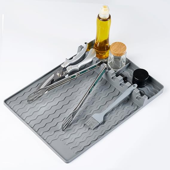 Silicone Grill Mats for Outdoor Silicone Griddle Tools Mat for Blackstone Grill Side Shelf Mat Food Grade Silicone Mat for Barbecue, Kitchen ,Cooking, Collapsible Silicone Mat (Grey)