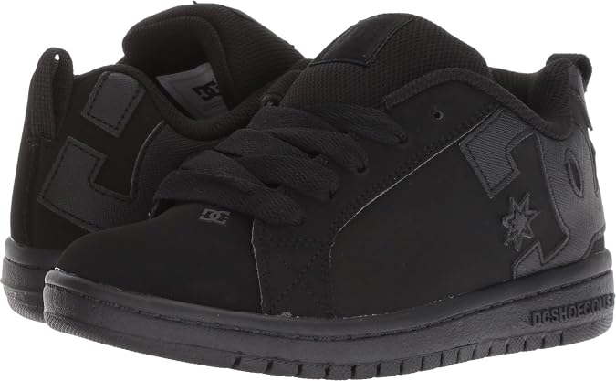 DC Boy's Court Graffik Shoe, Black/Black, 4 M US Big Kid