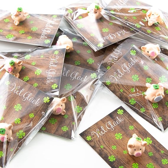 Logbuch-Verlag Small Favours Lucky Charm + Card Many Happy Gold Green – Give-Away Party Bag Christmas New Year Examination