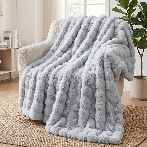 Cuddly Blanket Rabbit Plush Blanket Super Soft Blanket Thick 1000 g/m² Flannel Blanket Couch Blanket Warm Sofa Throw Versatile Blanket for Bed Sofa Bedroom Office Light Grey 100 x 160 cm